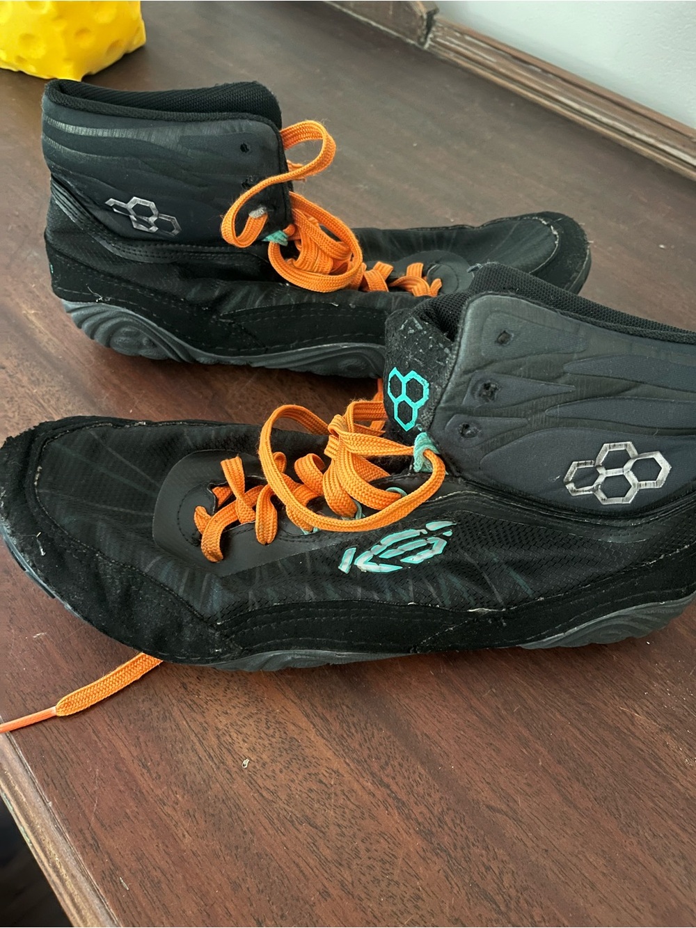 Kyle Snyder Rudis wrestling shoes